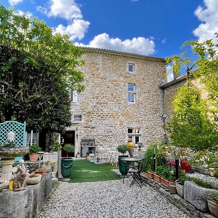 Le Manoir Du Raveyron Ξενοδοχείο Vallon-Pont-dʼArc Εξωτερικό φωτογραφία