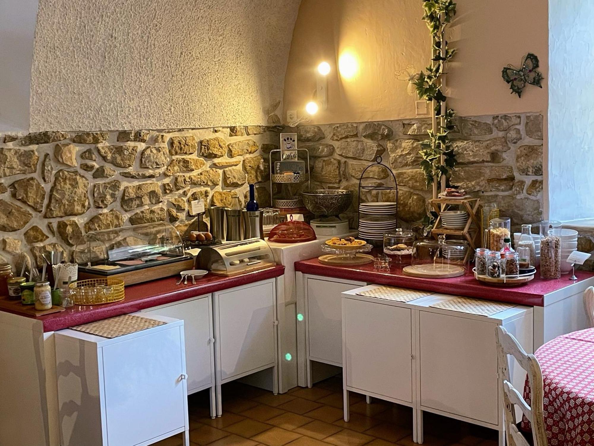 Le Manoir Du Raveyron Ξενοδοχείο Vallon-Pont-dʼArc Εξωτερικό φωτογραφία